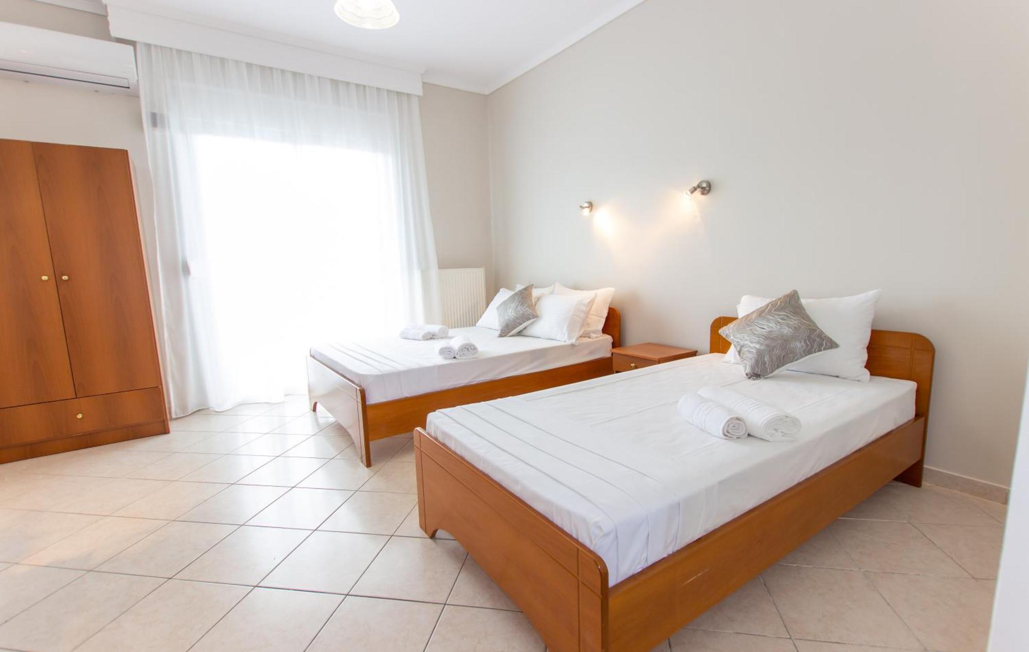 Athanasia Inn Vrasná 外观 照片