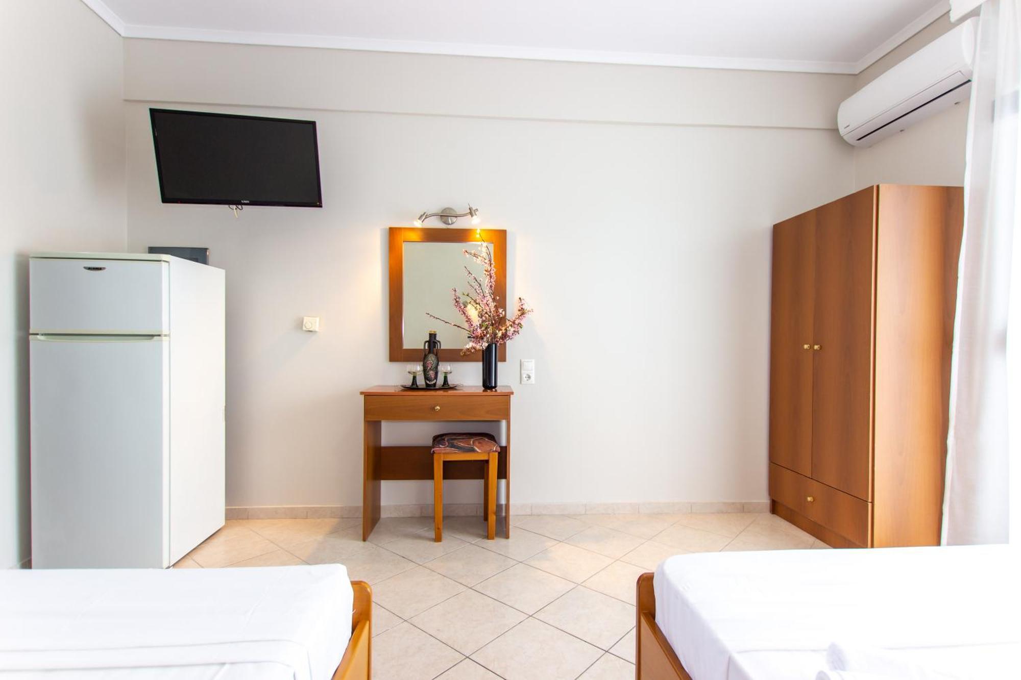 Athanasia Inn Vrasná 外观 照片