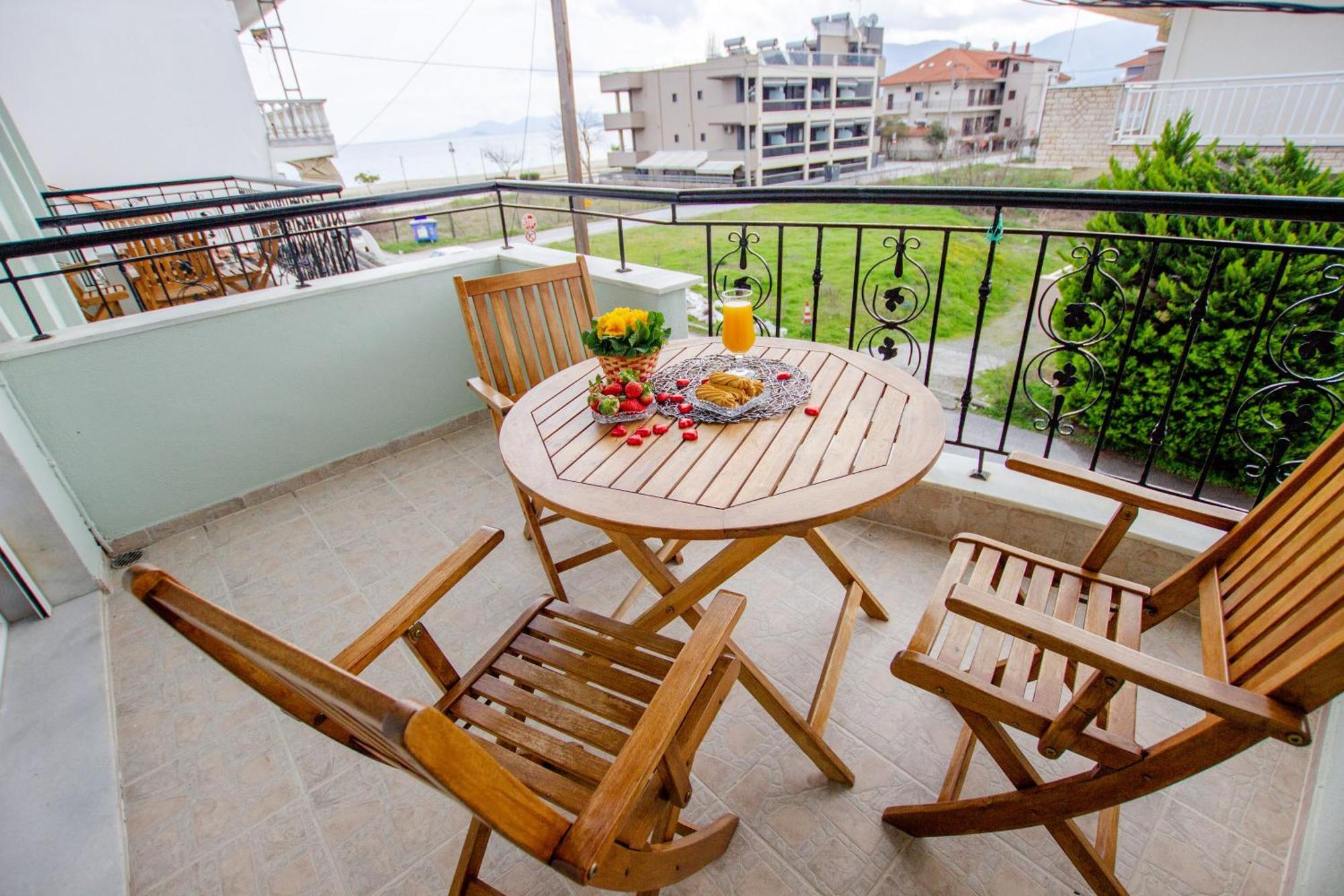 Athanasia Inn Vrasná 外观 照片
