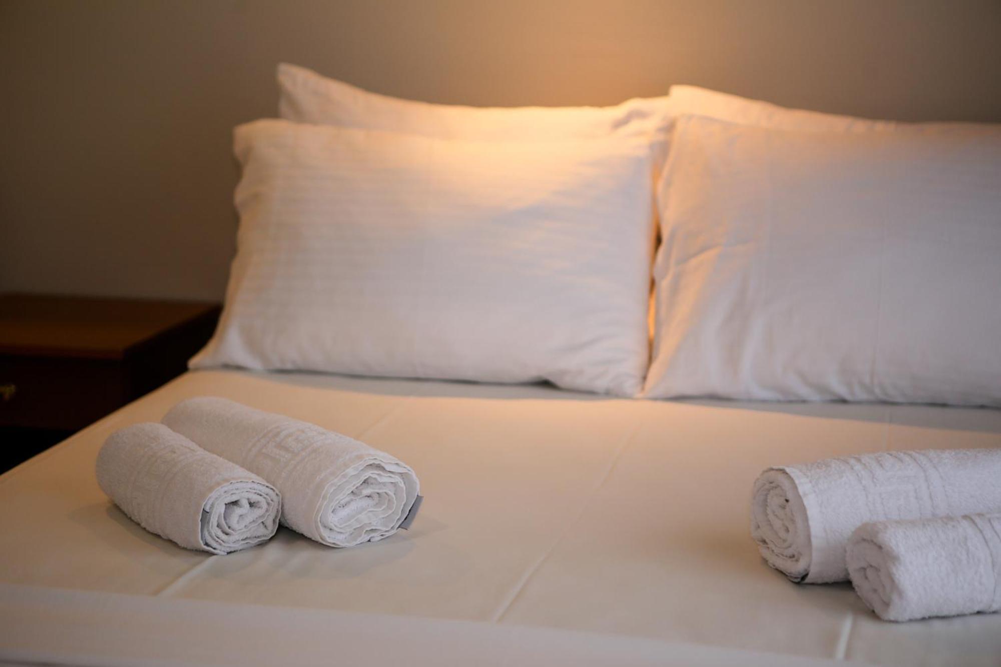 Athanasia Inn Vrasná 外观 照片