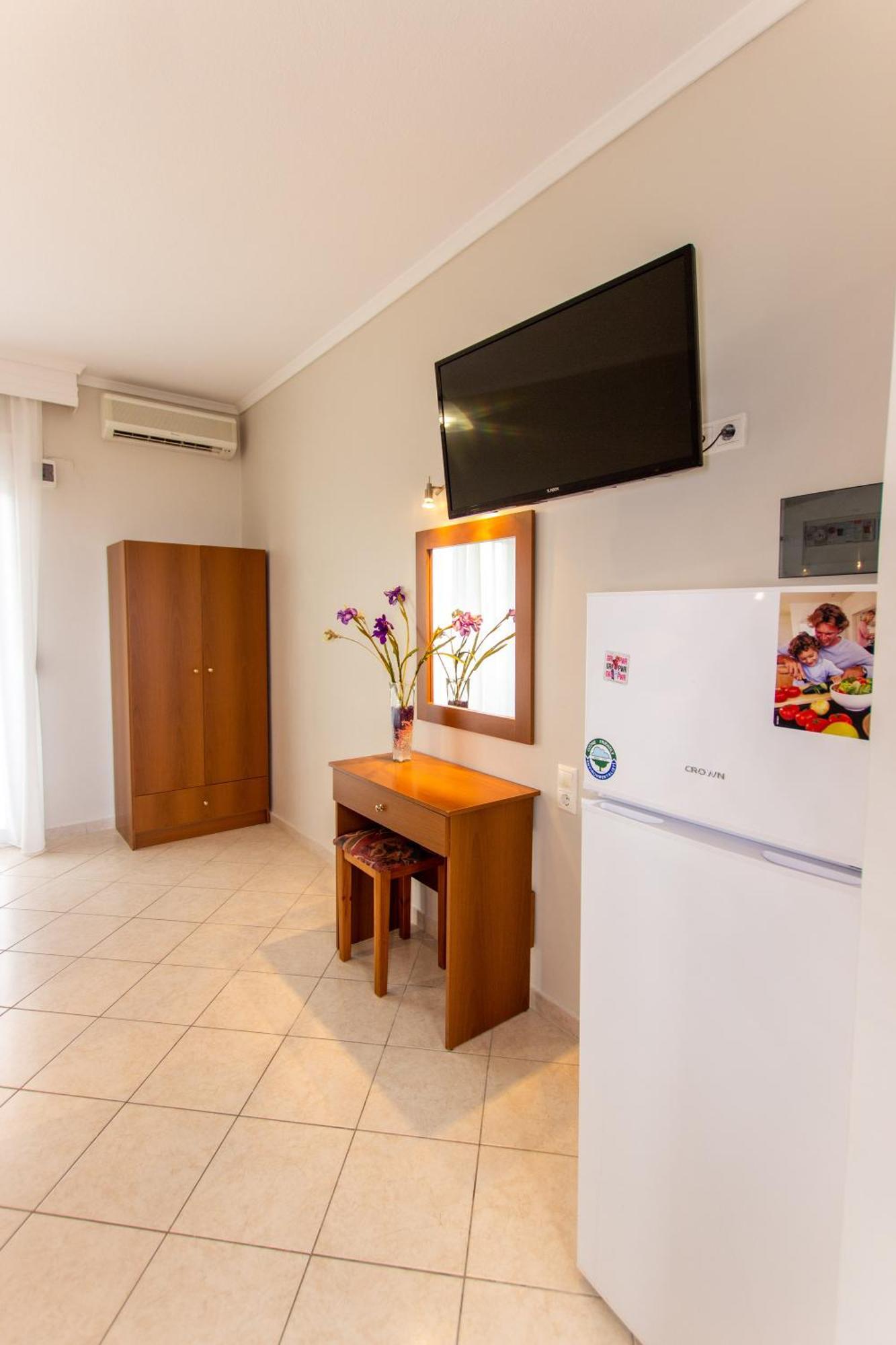 Athanasia Inn Vrasná 外观 照片