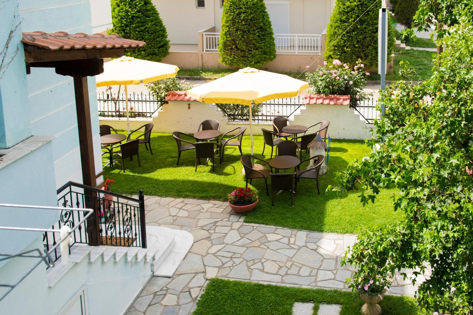 Athanasia Inn Vrasná 外观 照片