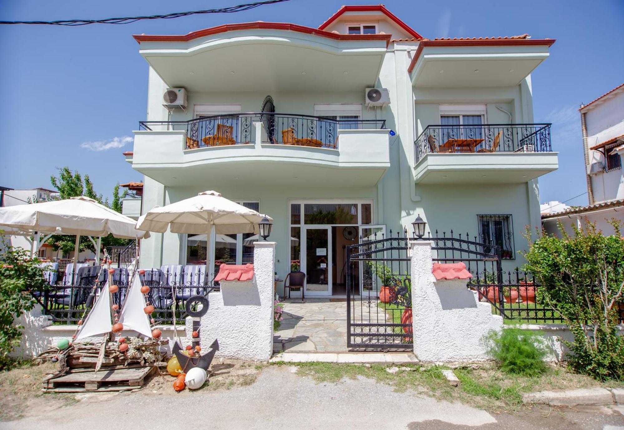 Athanasia Inn Vrasná 外观 照片